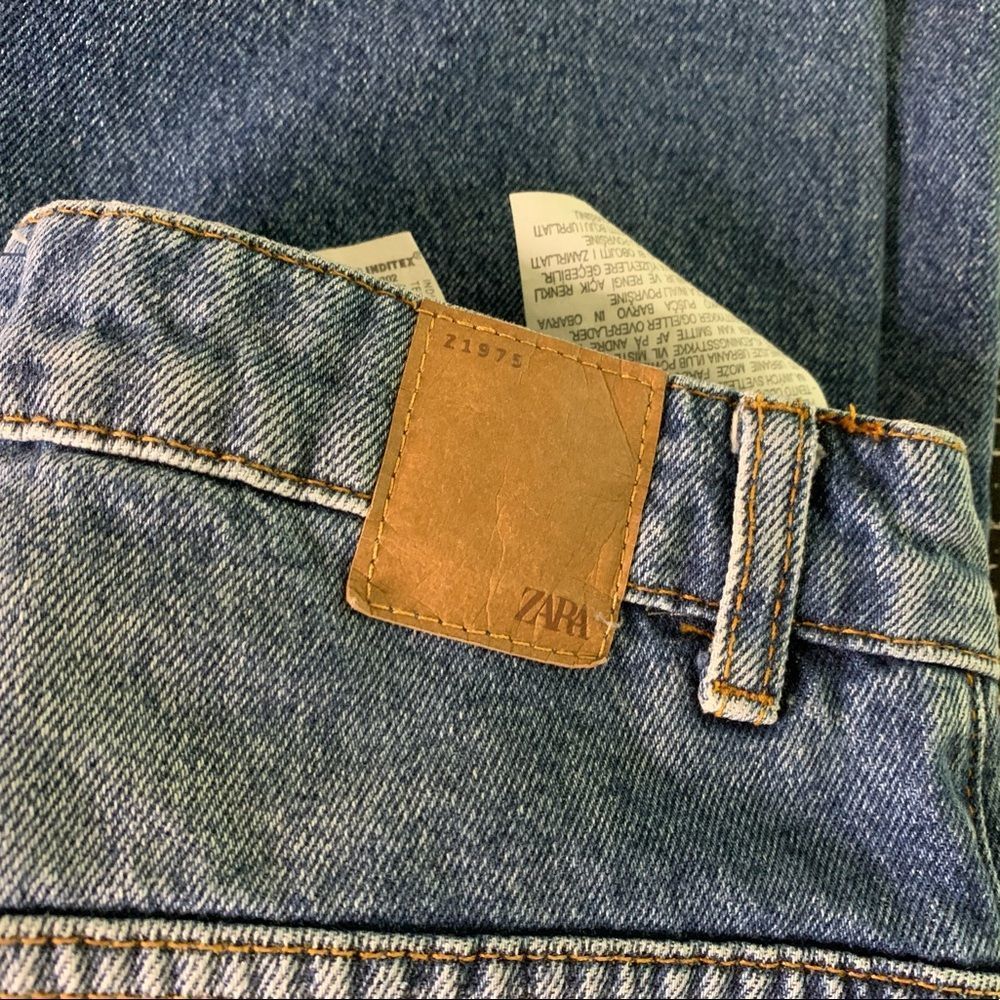 Zara Distressed Jeans - Picture 12 of 12